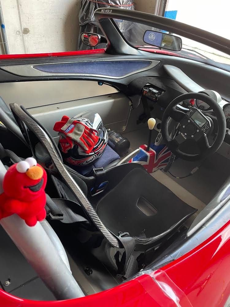 Lotus 340R utastere felülről